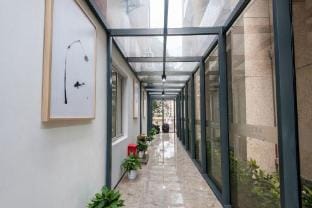 Jiaxi Holiday Inn Breakfast Hotel in Hangzhou