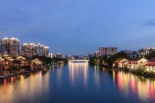 Zunteng Art Movie Hotel (Hangzhou Longhu Zijing Tianjie Sandun Subway Station) Hotel in Hangzhou