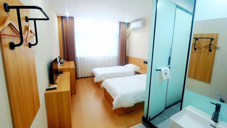 Yunhan Plaza Hotel in Tianjin