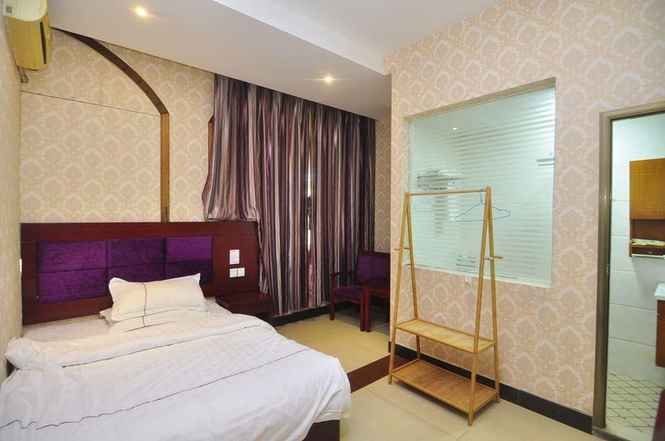 Junyi Hotel Yiliang Hotel in China