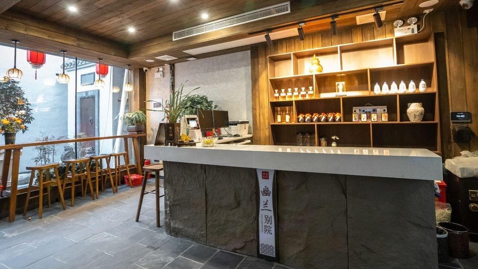 Floral Hotel · Youlan hotel (Cangqiao Straight Street Lu Xun Hometown) Hotel in Hangzhou