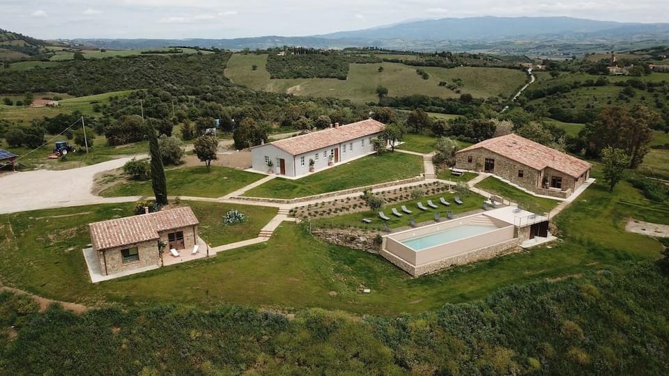 Marrucheti 82 Hotel in Tuscany