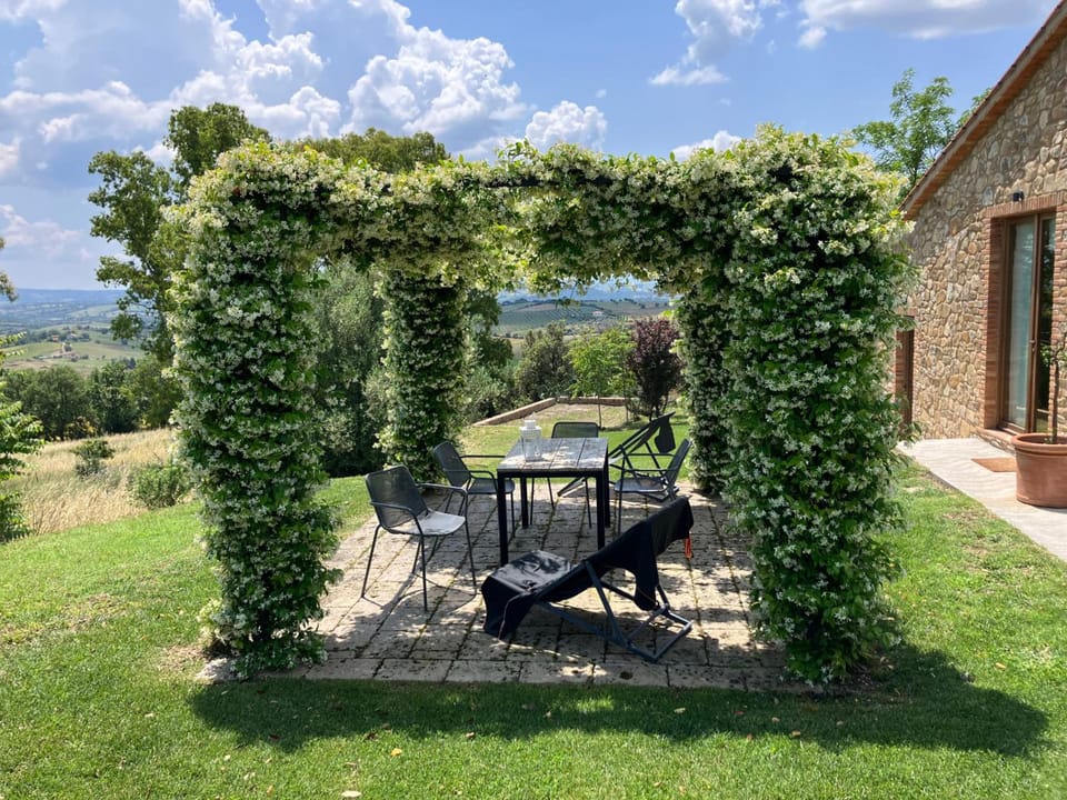 Marrucheti 82 Hotel in Tuscany