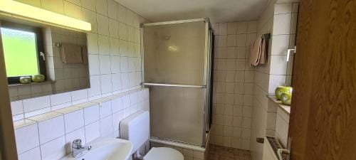 Pension Hauber - Kirschtortenzimmer mit Balkon Hotel in Baden-Württemberg