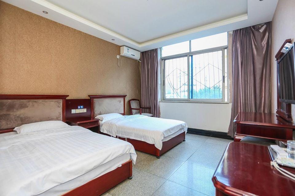 Golden Sun Hotel Chengdu Hotel in Chengdu
