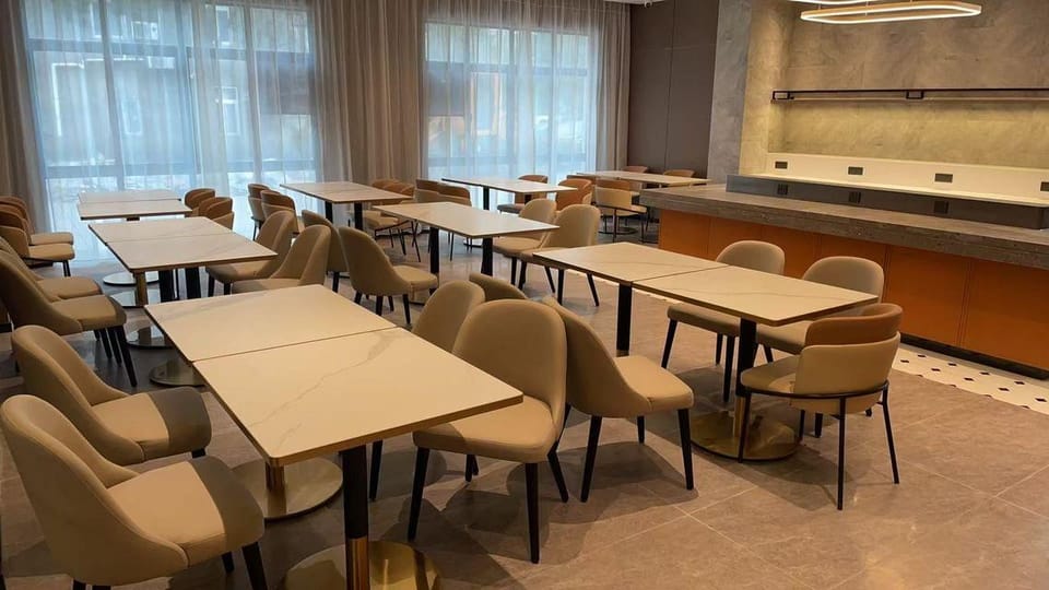 Homeinn Plus Hotel (Jiashan Xitang Ancient Town) Hotel in Shanghai