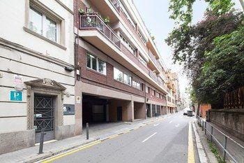 DingDong Putxet Hotel in Barcelona
