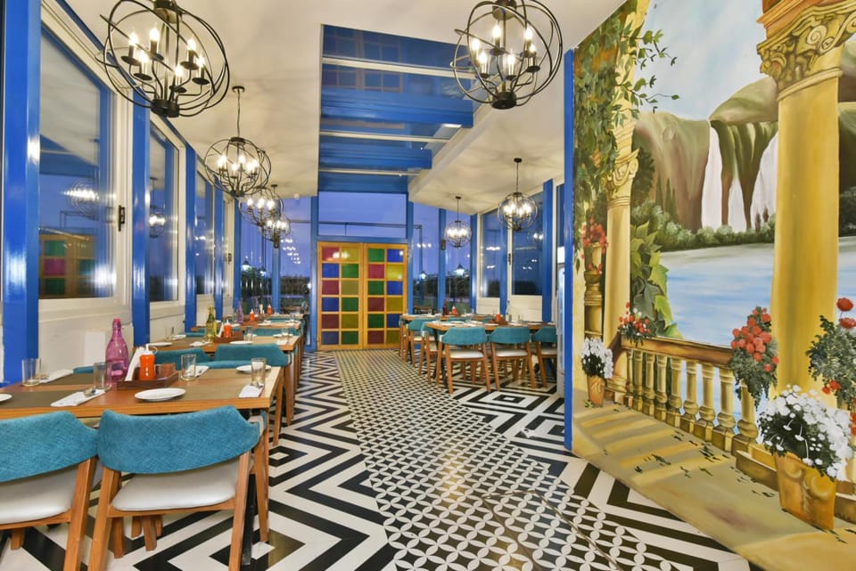 Bar/lounge
