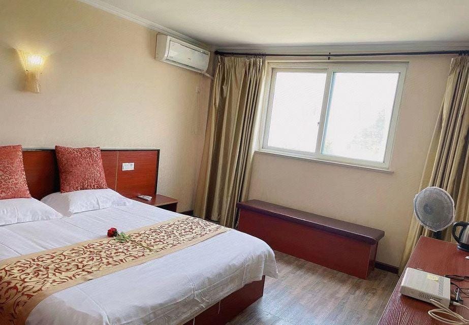 Longsheng Hotel (Suzhou Zhenze Branch) Hotel in Suzhou