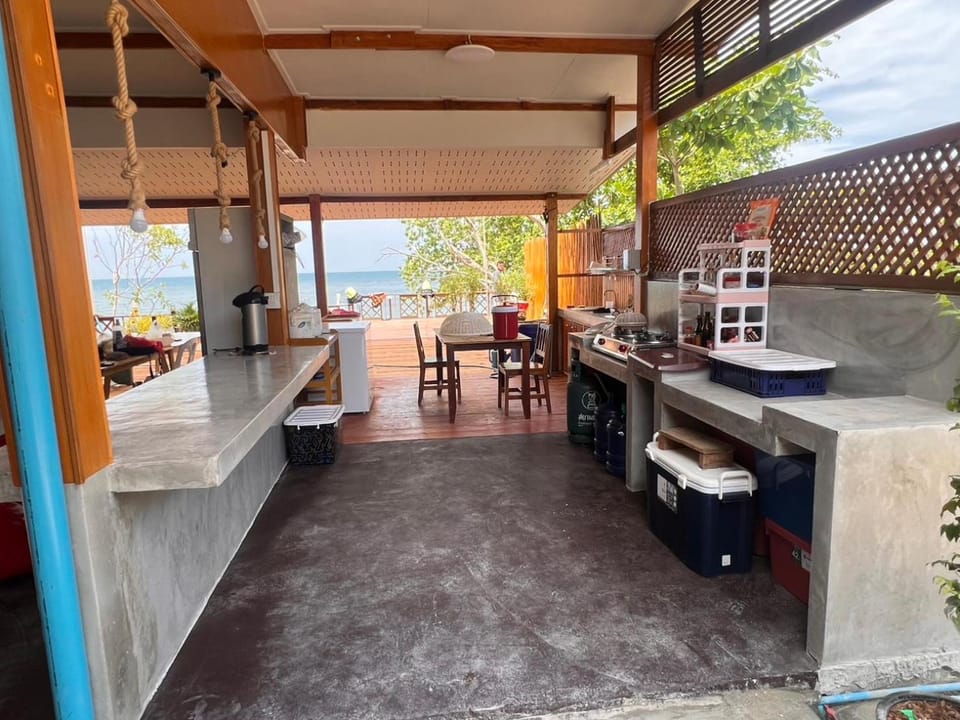 Ban Slow life  koh libong Resort in Thailand