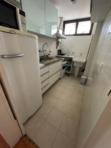 Leblon - Flat 803 in Leblon Inn with Pool, Wi-Fi and Sauna Hotel in Rio de Janeiro