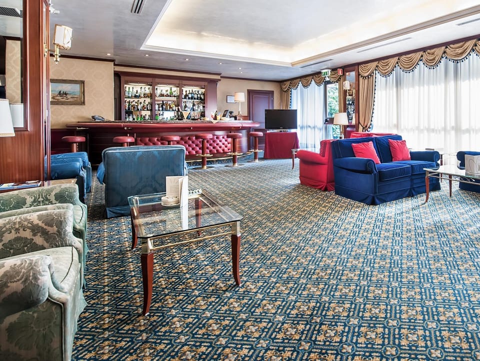 Bar/lounge