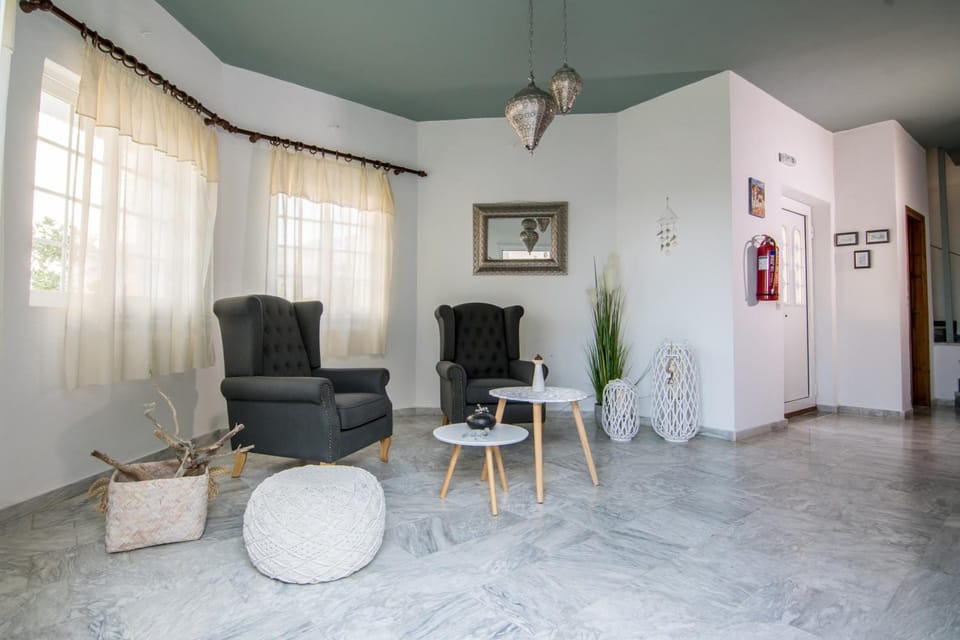 Hotel Agios Thomas Apartment hotel in Peloponnese, Western Greece and the Ionian