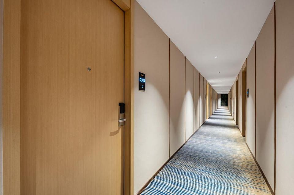 Platinum International Apartments (Huiyang High speed Railway Station Xinghe COCO Store) Hotel in Shenzhen
