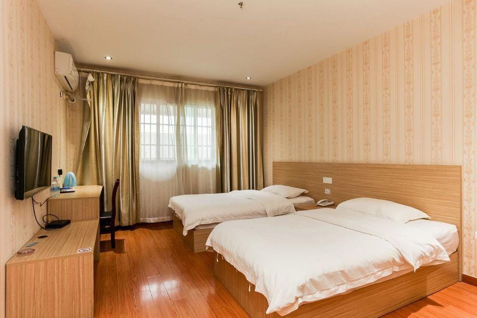 Huanle Hotel Hotel in Shanghai