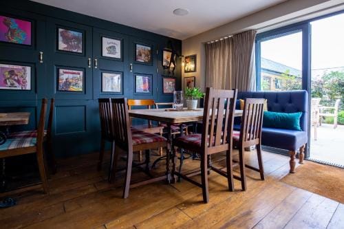 The George Inn Hotel in West Oxfordshire District