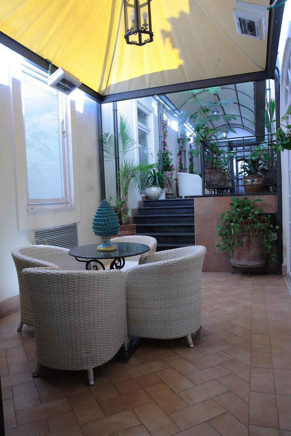 Palazzo Alabardieri Hotel in Naples