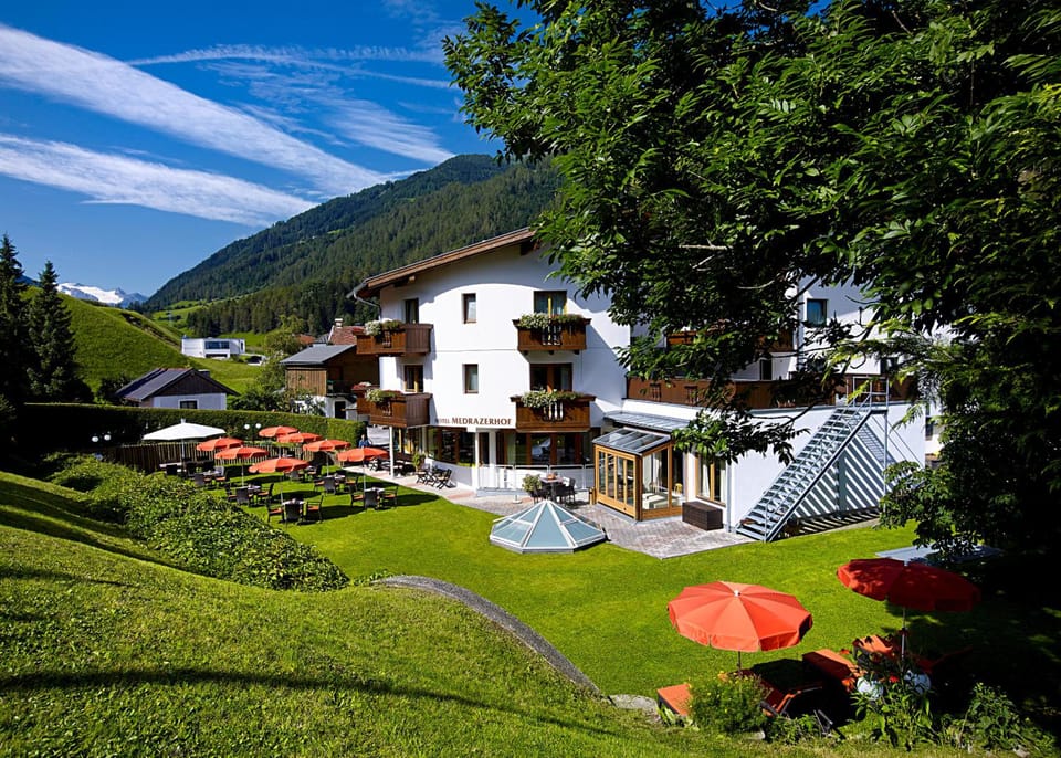Hotel Medrazerhof Hotel in Neustift im Stubaital