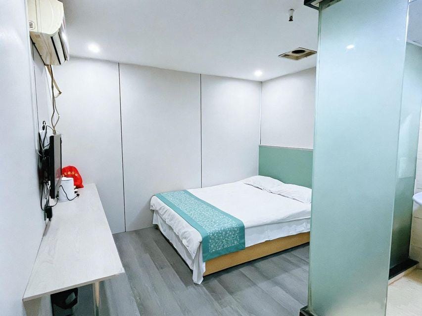 Chenguang Rooms Hotel in Suzhou