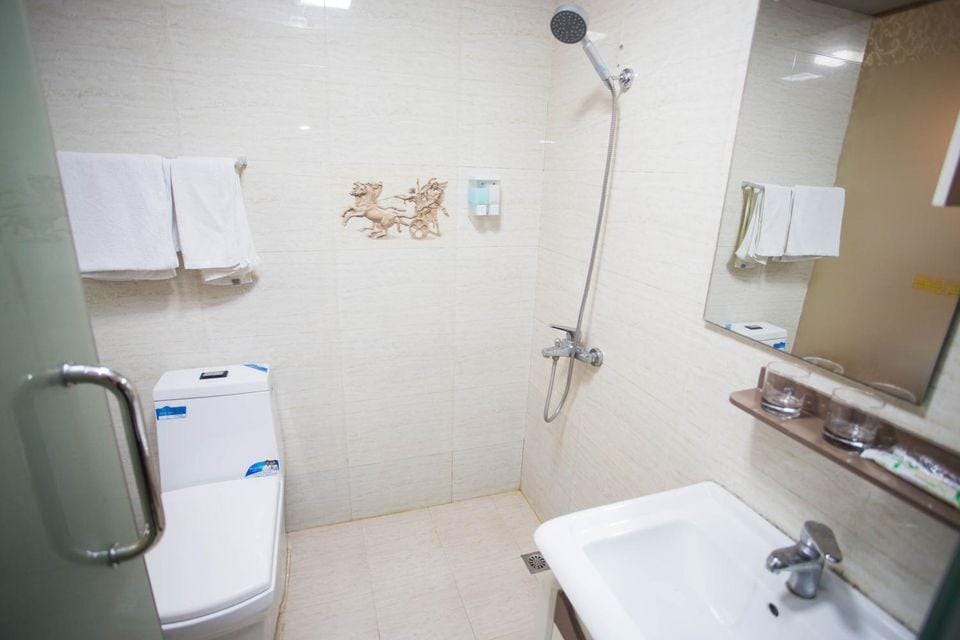 Chenguang Rooms Hotel in Suzhou