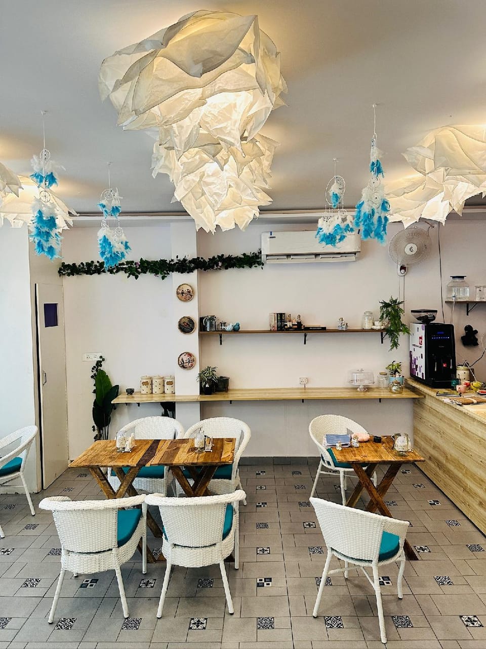Coffee shop
