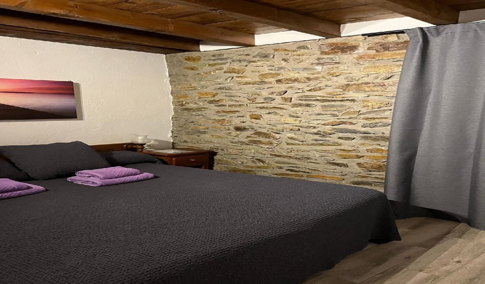 HOSTAL RUSÓ Hotel in Llívia