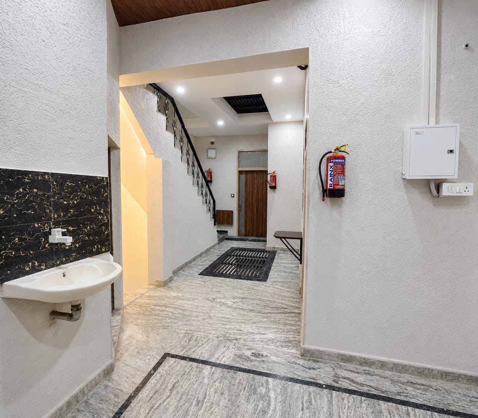 Agrawal Inn Guest House Hotel in Uttar Pradesh