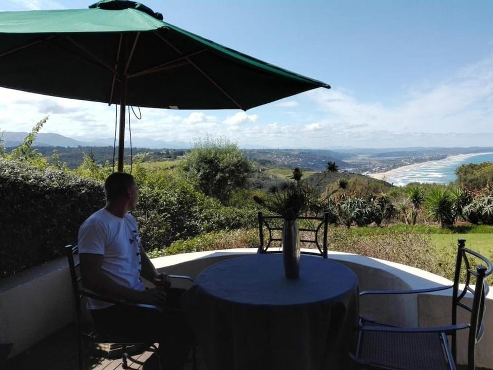 Paradise Cove Country House Hotel in Western Cape