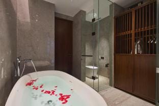 Floral Lux Hotel·Gua Zhou Ancient Ferry Hotel Hotel in Jiangsu