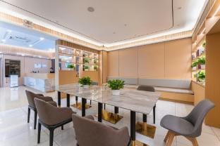 Time Slow Living Hotel (Hangzhou International Expo Center) Hotel in Hangzhou