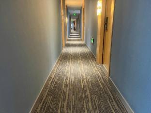 Homeinn Pai Bo·Cloud Hotel (Shanghai Luoxiu Road Lianhua Road Metro Station Branch) Hotel in Shanghai