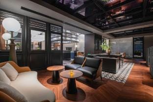 Intercity Shanghai Xujiahui - Free Minibar and near Yishan Road Metro Station Hotel in Shanghai