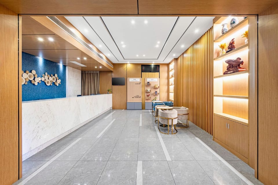 Home Inn (Haining Pidu Road Branch) Hotel in Hangzhou