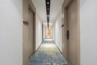 Tooker Light Hotel (Yangzhou Slender West Lake University Town Branch) Hotel in Jiangsu