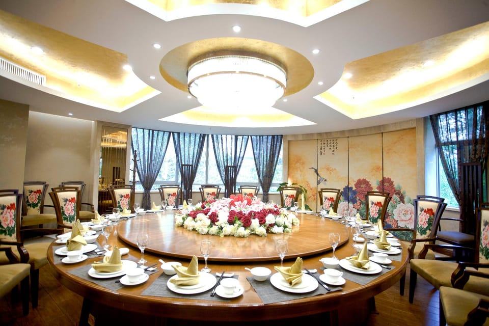 Shenghua Qirui Hotel Hotel in China