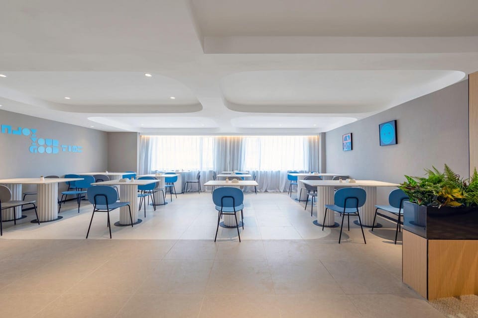 Home Inn Neo - Shenyang Beibuzhan District Zong Hospital Taiyuan Street Metro Station Hotel in Liaoning