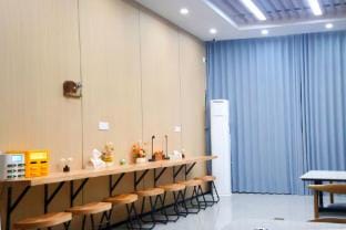 Zhejiuyuanhang Youth Hostel Hotel in Hangzhou