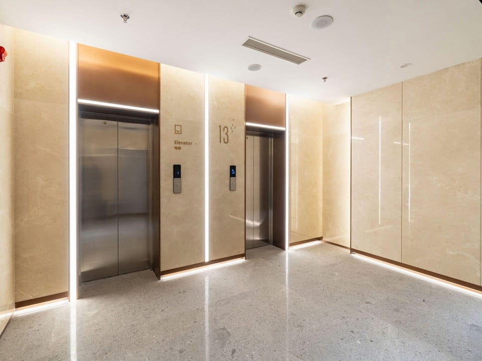 Lavande Hotel (Zaozhuang Guangming Square Branch) Hotel in Jiangsu