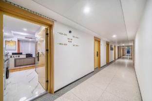 Chunjiu Xiaosu (Xiasha Outlets New World Branch) Hotel in Hangzhou