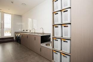 Wanyoo E-Sports hotel(Shanghai Hongqiao Airport Jiuting Subway Station) Hotel in Shanghai