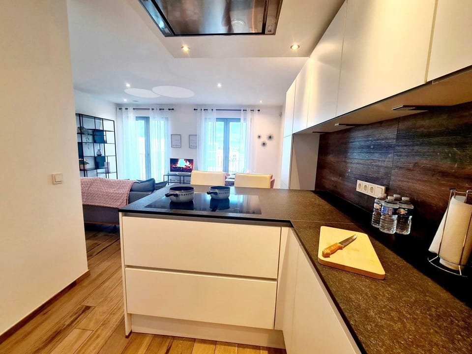Luxury 2 bedrooms with Parking&Terrace Hotel in Luxembourg