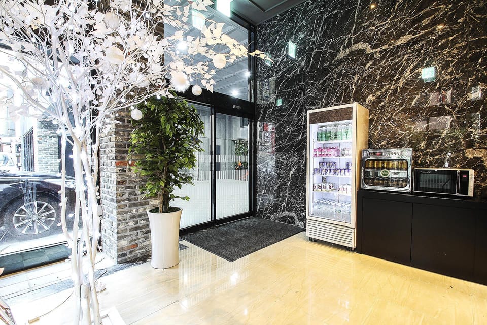 Sinlim Sintra Motel in Seoul