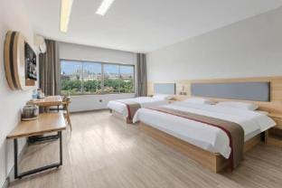 Shankee Hotel (Wuxi High-speed Railway East Station Hongdou Plaza) Hotel in Suzhou