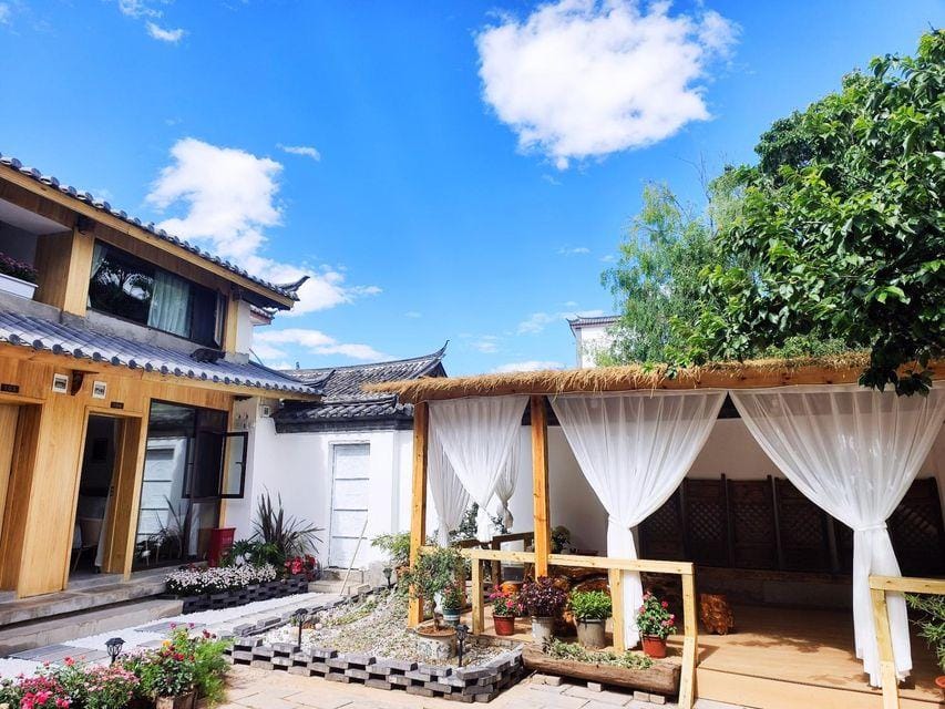 Lijiang Xiguimeisu Inn Hotel in China
