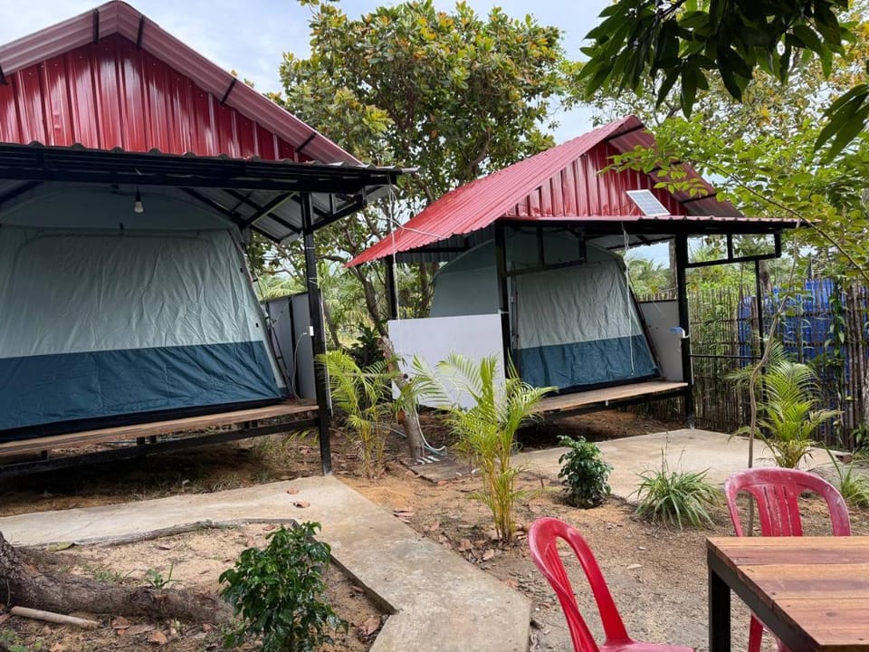 Maloop Cafe Bungalow Hotel in Sihanoukville