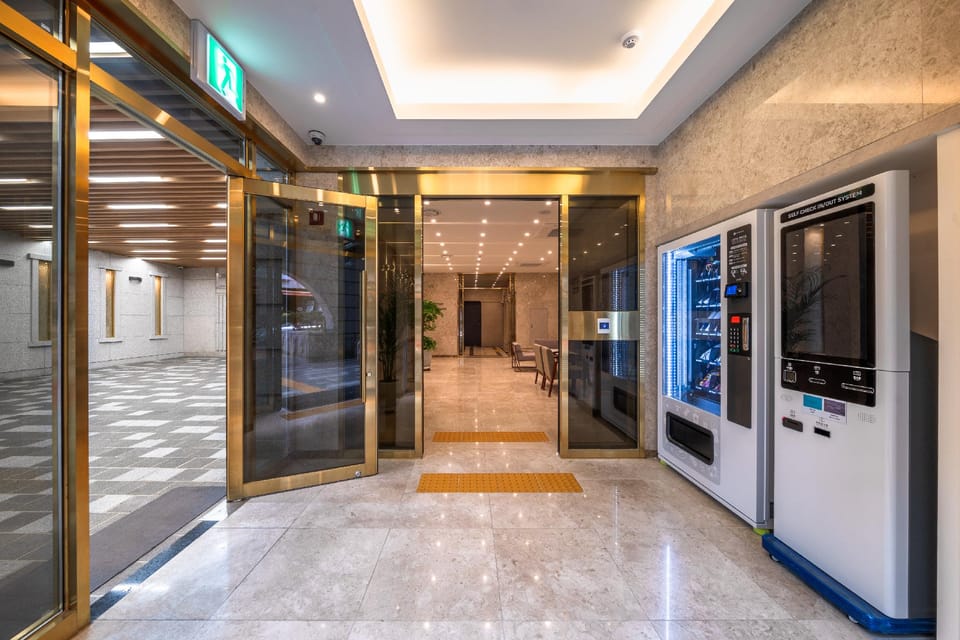 Comfort Inn Yeouido Hotel in Seoul