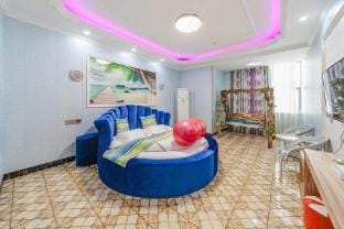 Kunshan New Territories Theme Hotel Hotel in Shanghai