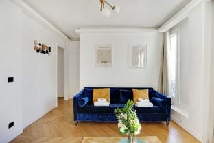 Magnificent apartment - 2BR/6P - Tour Eiffel Hotel in Paris