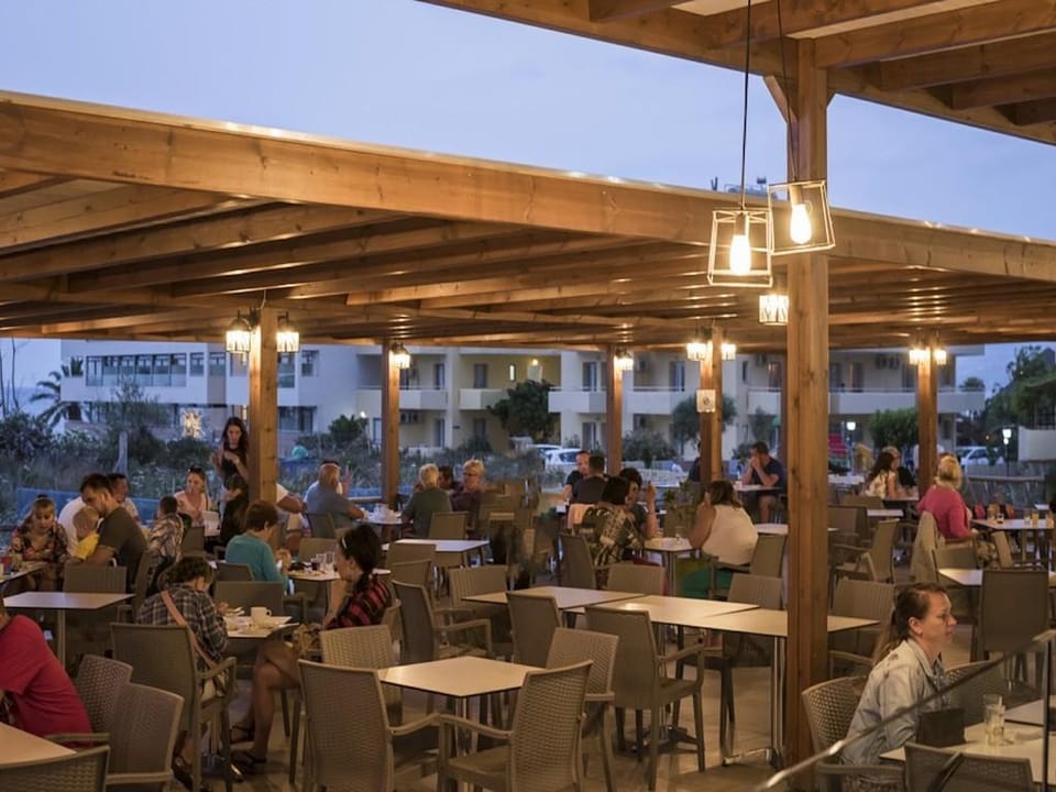 Kalamaki Property Summer Beach Hotel Hotel in Crete