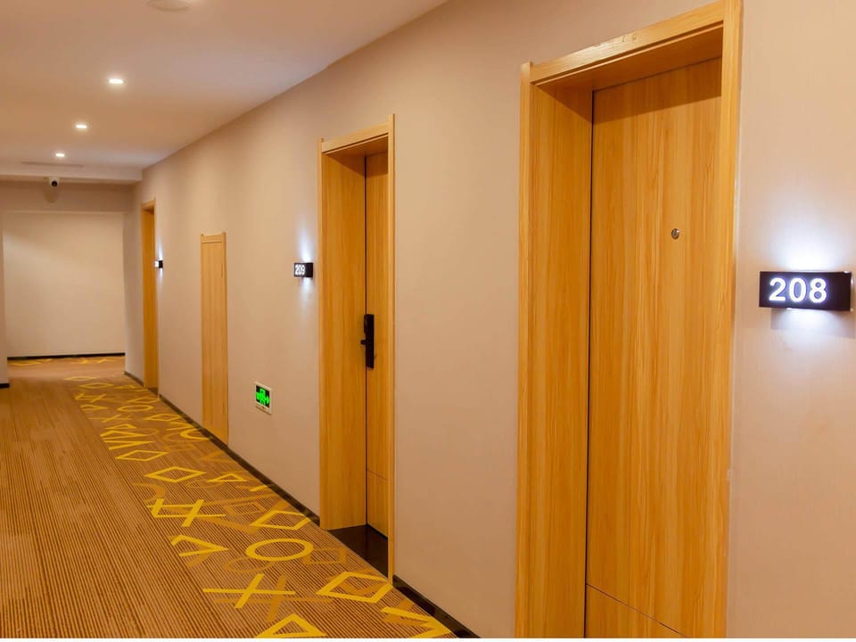 IU Hotel Shandong Jining Weishan Kuiwen East Road Hotel in Jiangsu